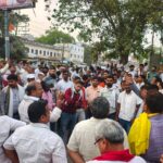 बनारस के भिखारीपुर स्थित प्रबन्ध निदेशक कार्यालय पर बिजली के निजीकरण एवं ऊर्जा प्रबंधन की दमनात्मक नीतियों के विरोध में बिजलीकर्मियों ने किया जोरदार प्रदर्शन।
