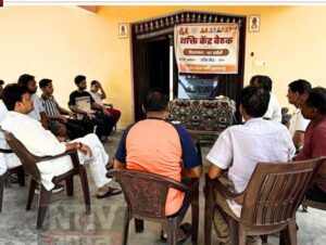 सुल्तानपुर। प्रधानमंत्री नरेंद्र मोदी के रेडियो कार्यक्रम मन की बात के 134वें संस्करण का रविवार को बल्दीराय मंडल के 85 बूथों पर सामूहिक प्रसारण सुनाया गया