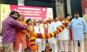 अखिल भारतीय सर्वजन हित पार्टी का विराट कार्यकर्ता सम्मेलन संपन्न।
