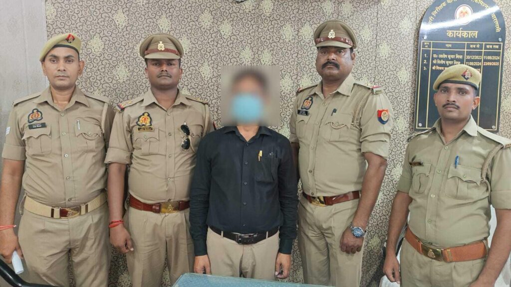 चेतगंज पुलिस ने महिला के साथ दुष्कर्म करने वाले अभियुक्त को किया गिरफ्तार।